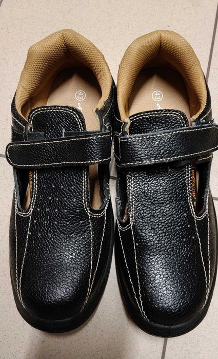 BUTY Robocze Sandał r42