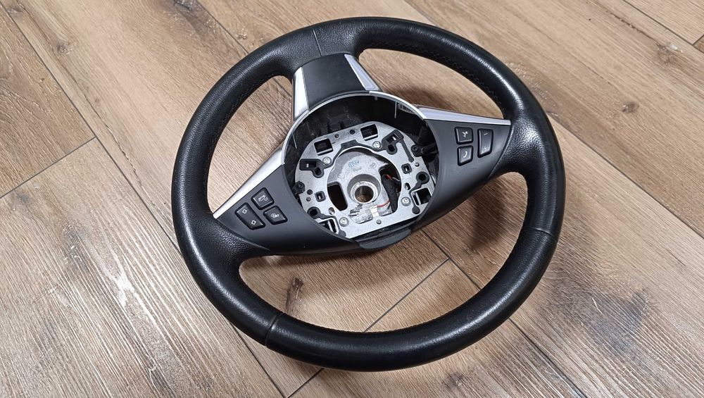 Руль BMW 5 E60 E61 e63 м-руль БМВ е60 е61 е63 рулевое колесо м пакет