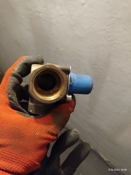 Zawór trzy drogowy mieszający