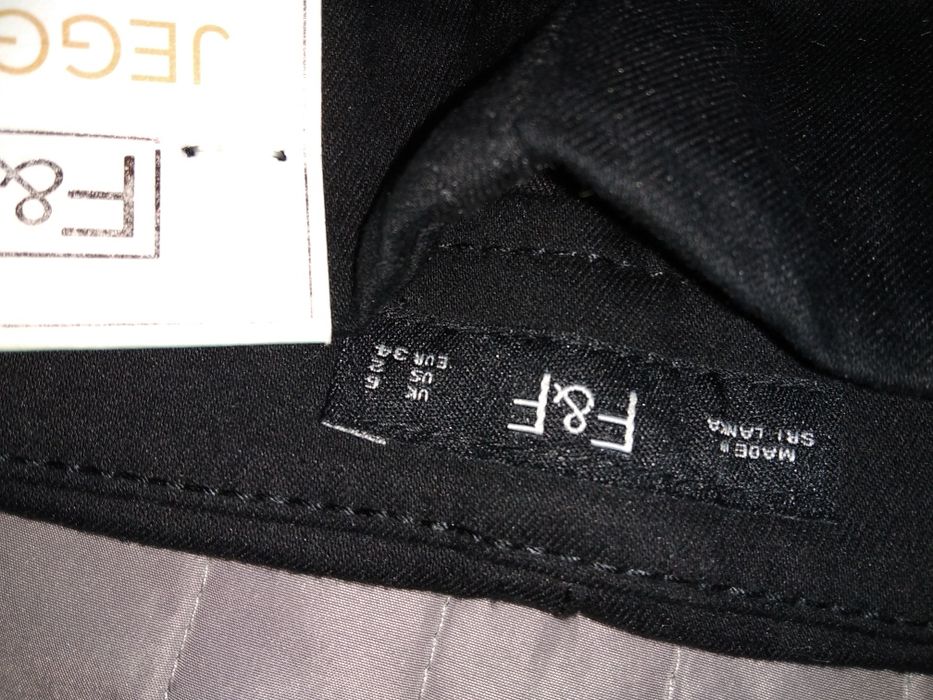 Nowe eleganckie spodnie a'la leginsy xs