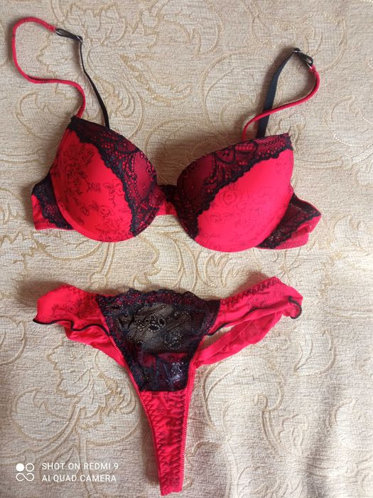 Продам комплект білизни розмір 85 В