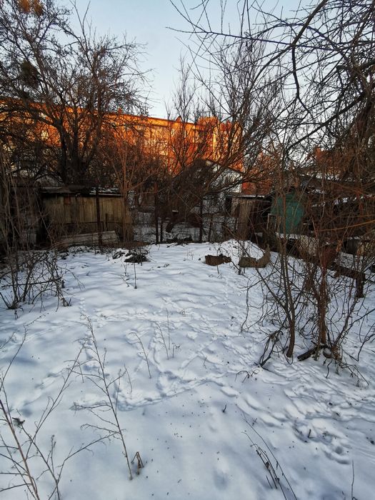 участок, закрытый городок, заезд с Туполева, Мрии 5, метро Нивки, парк