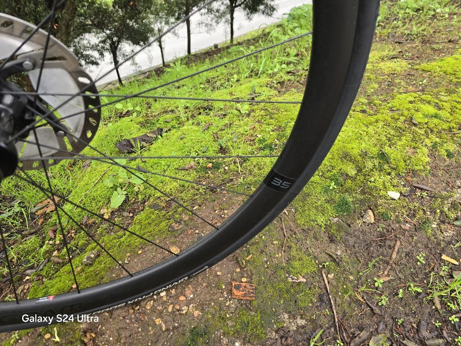 Rodas de disco de carbono perfil 35