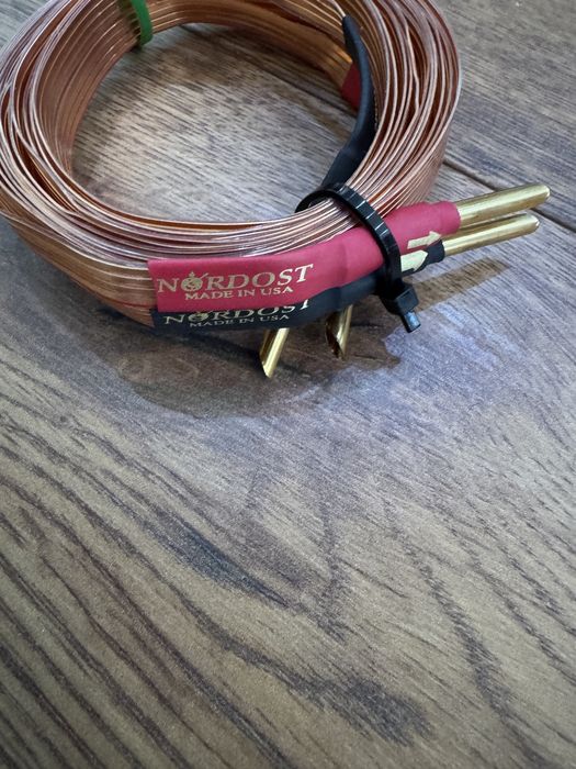 Kabel głośnikowy Nordost Superflatline