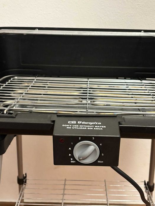 Grelhador eléctrico - Ideal para grelhar em casa, sem fumo
