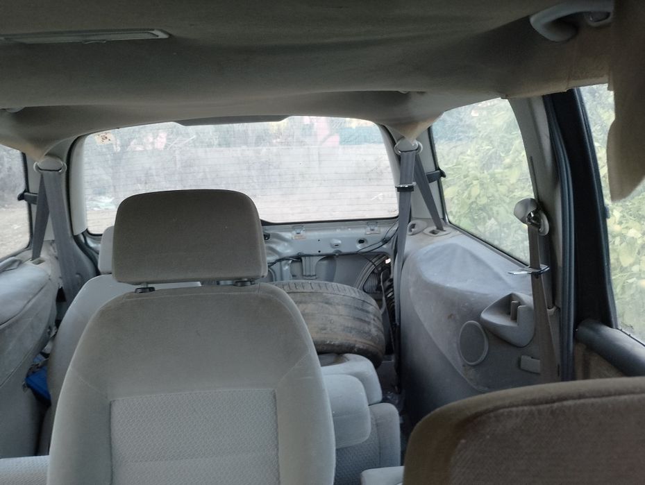 Vendo Ford galaxy 1.9 tdi