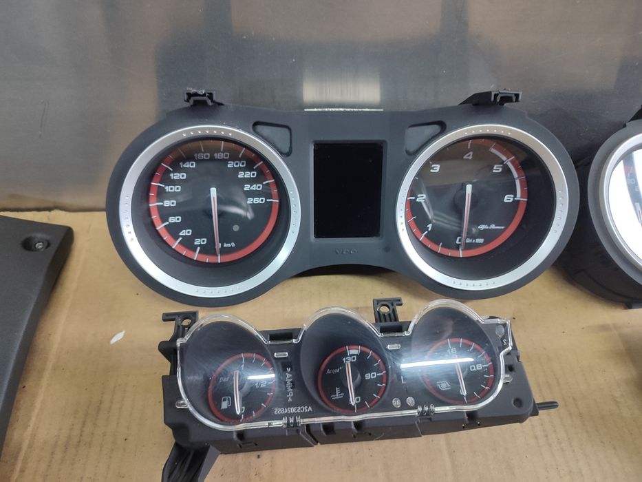 Zegary Ti Alfa Romeo 159