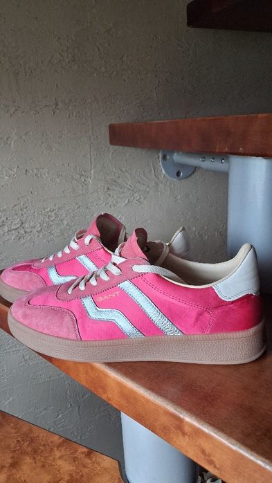 Różowe sneakersy skórzane Gant rozmiar 39
