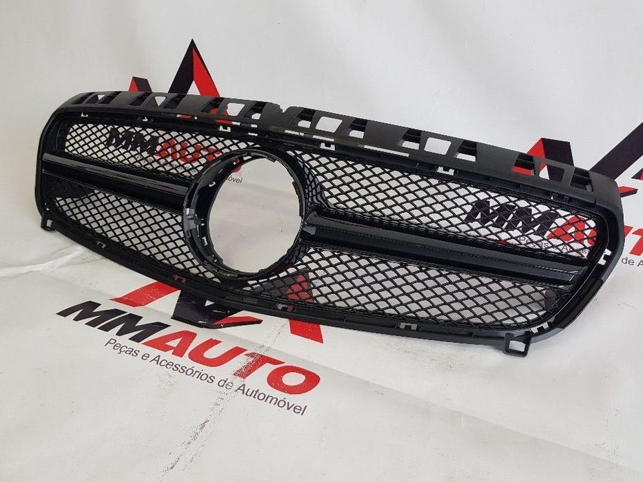 Grelha Frontal Mercedes A W176 look A45 Preto Brilho