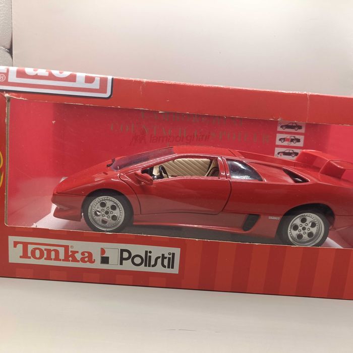 Lamborghini Countach - 1/16
