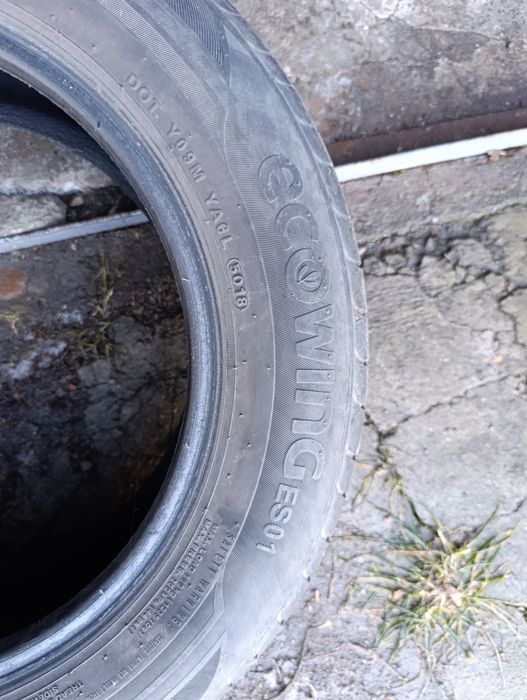 Літні шини 185*65 r15 kumho ecowing es01