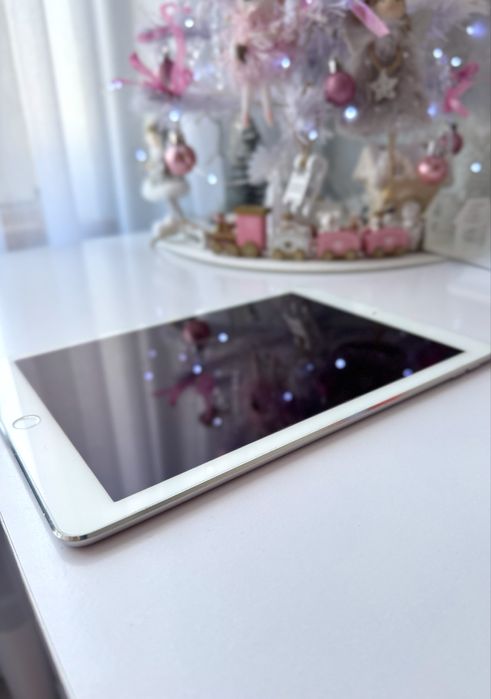 iPad планшет від Apple