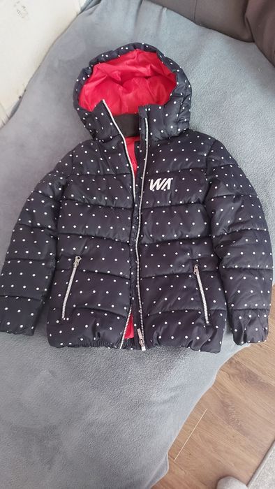 Курточка на девочку