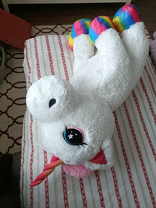 Unicórnio Peluche