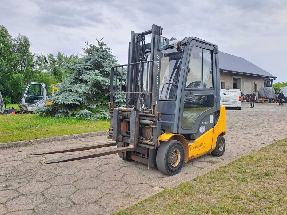 Wózek Widłowy JUNGHEINRICH DFG 320 – 2,0 T