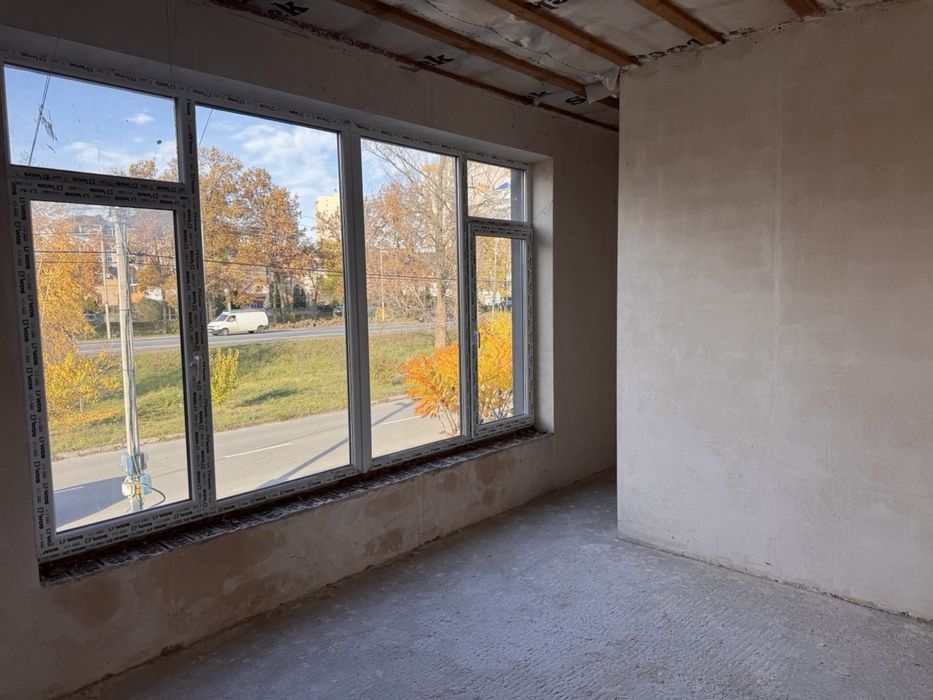 ДОВГОСТРОКОВА Оренда фасад Варшавська траса. Газ! 4 сотки