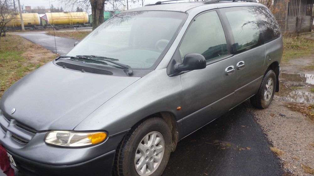 Крайслер Вояджер  2.5ТД