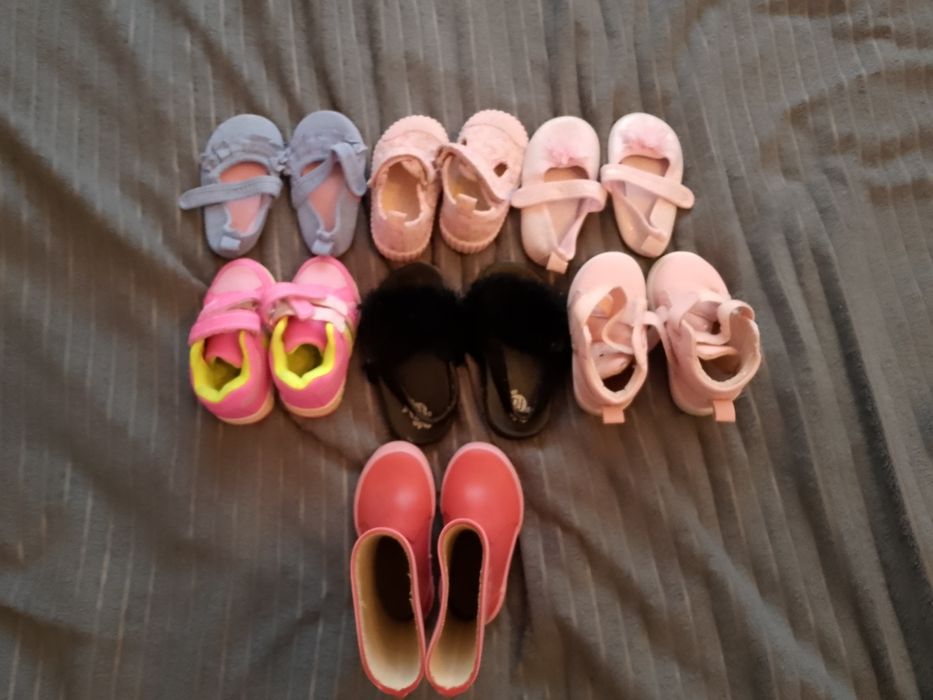 Ciuszki dla dziewczynki rozm 92