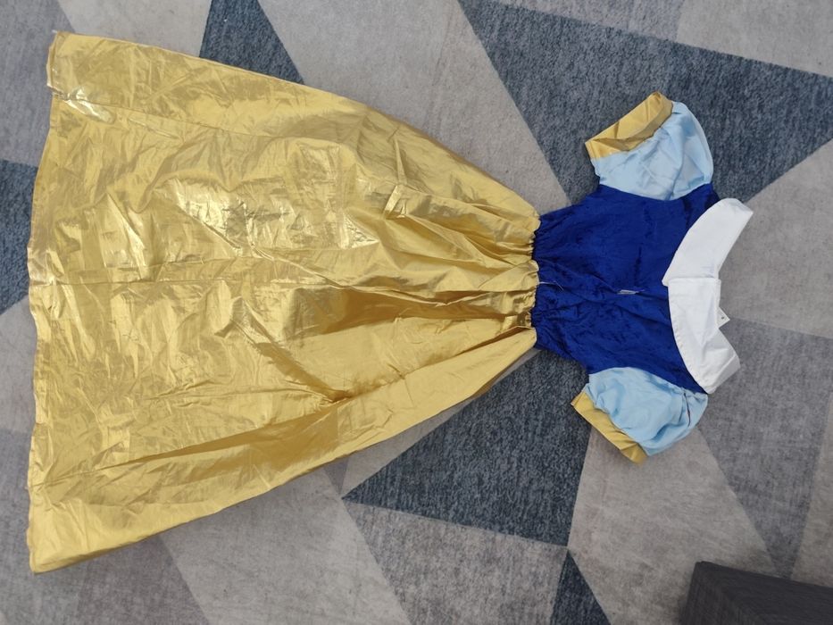 Disfarce branca de neve