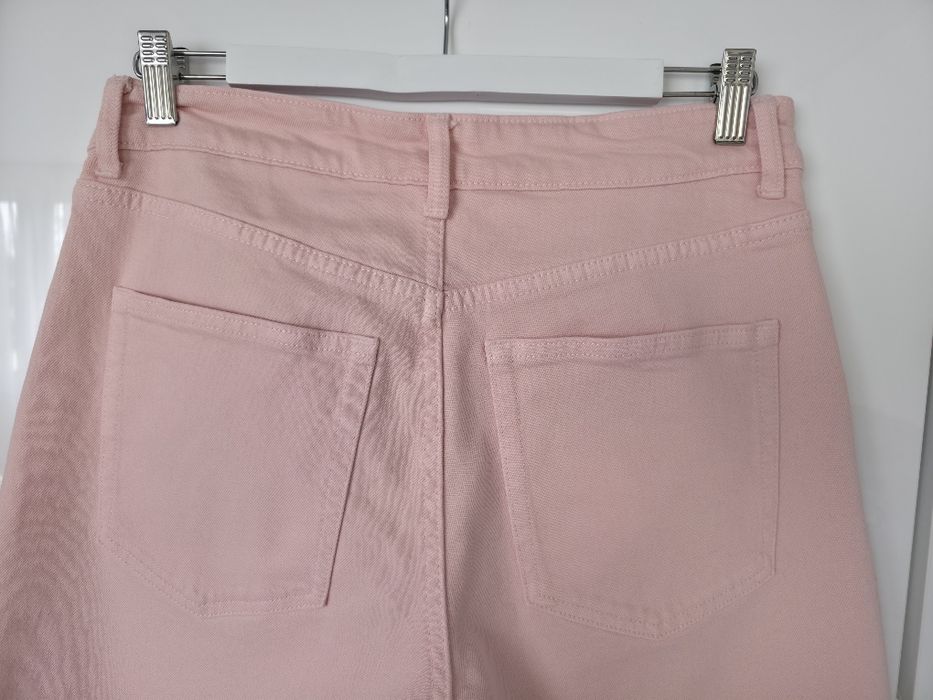 Jeansy H&M pudrowy róż rozm. 42