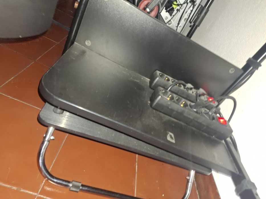Secretária ikea fredde