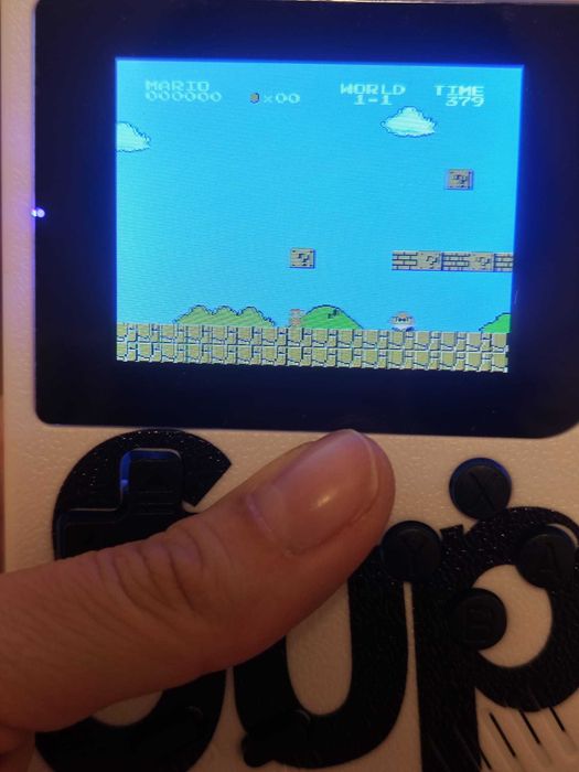 Consola com 400 jogos