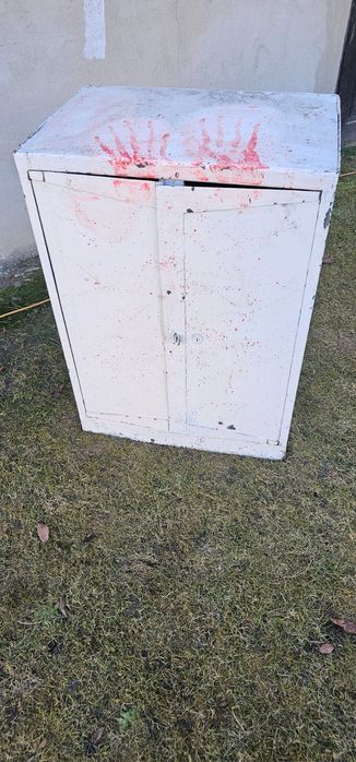 Szafka metalowa dwuskrzydłowa PRL