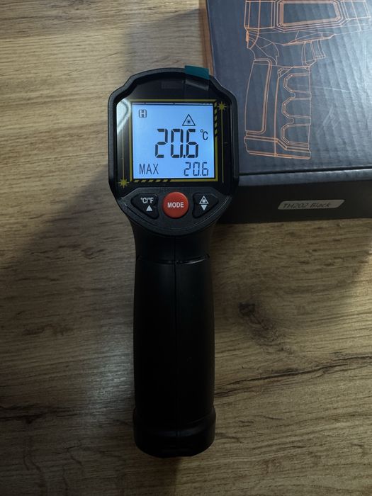 Термометр Інфрачервоний (лазерний) ANENG TH202