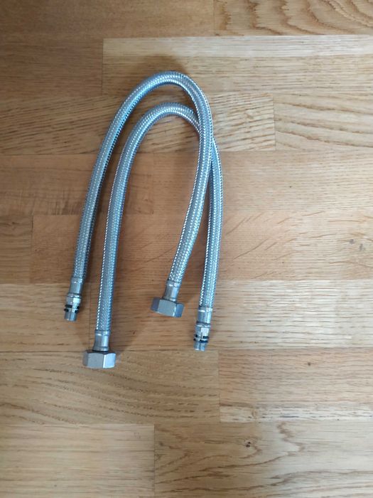 гибкий метал. шланг для воды