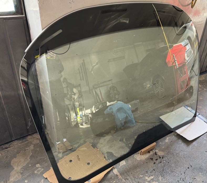 Szyba czołowa przednia Transit Connect 2015- oryginał, grzana