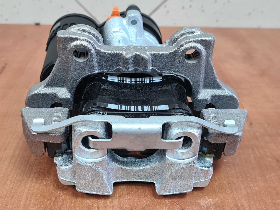 Zaciski Hamulcowe Tylne Lewy/Prawy BMW X1 (F48)(F40)(F44) ZESTAW NOWY