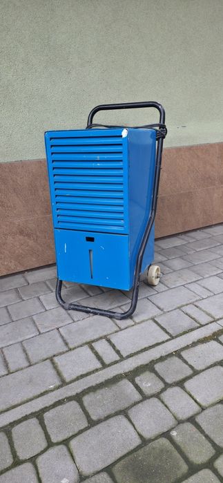 Profesjonalny osuszacz powietrza DST DHB 26