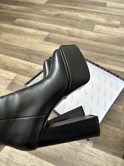 Черевички жіночі