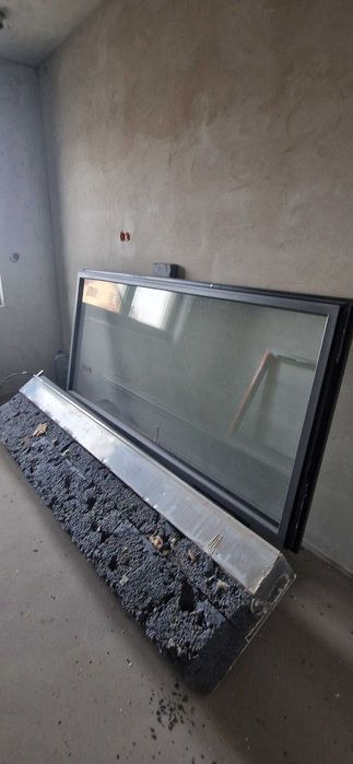 OKNO PCV SŁOWIŃSCY 240x110 – trzyszybowe, antracyt, roleta elektryczna