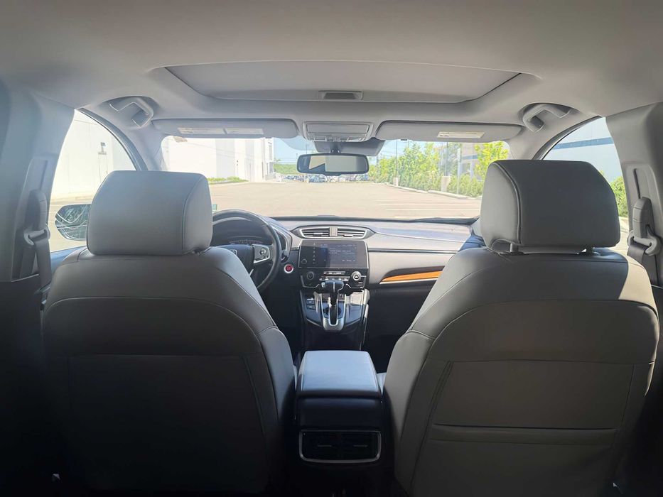 Honda CR-V Touring      2018