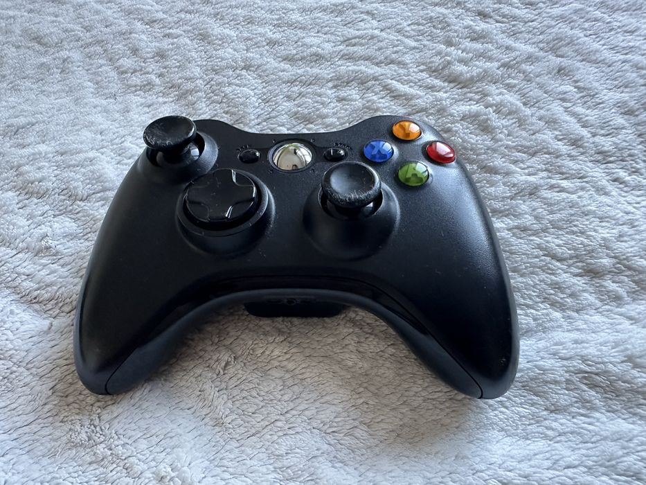 Консоль Console Xbox 360 E