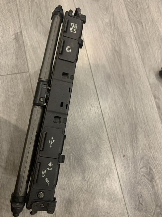 Захищений ноутбук транформер GETAC