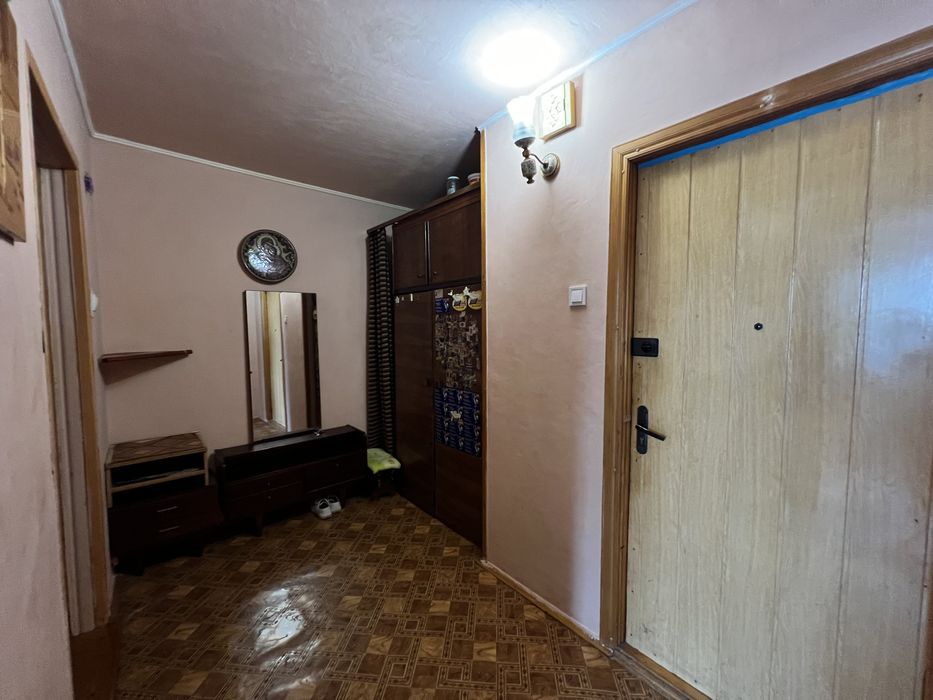 Продається 3-кімнатна квартира чеського планування на вул. Науковій