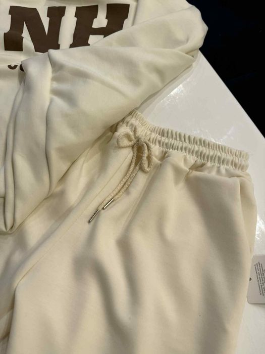 Nowy dres dwuczęściowy rozmiar L / XL