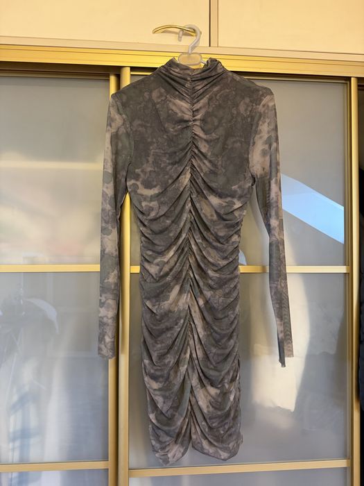 Сукні міні від Zara