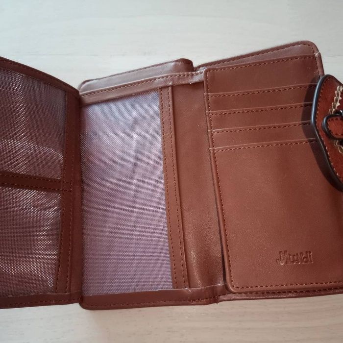 Carteira castanha Mundi
