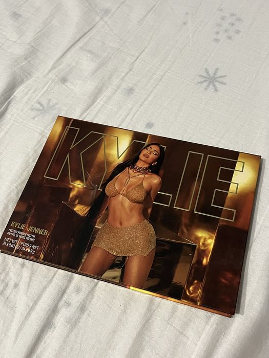 Paletka cieni Kylie Jenner