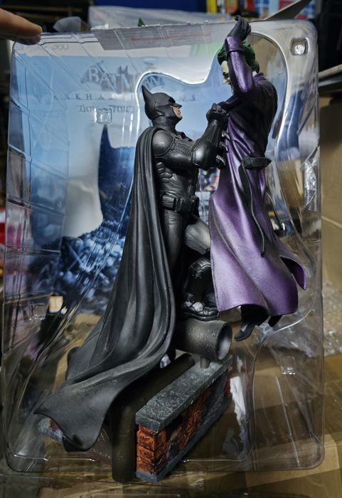 Batman Arkham Origins game Collectors Edition z figurką, steelbook x-box360