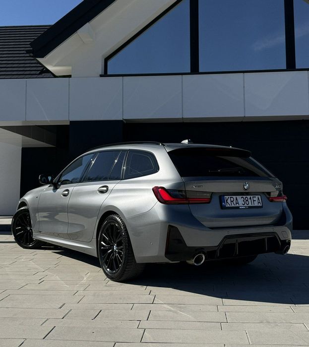 BMW Seria 3 Bezwypadkowy Gwarancja Fabryczna SkySraper Alcantara Kamera F. Vat23