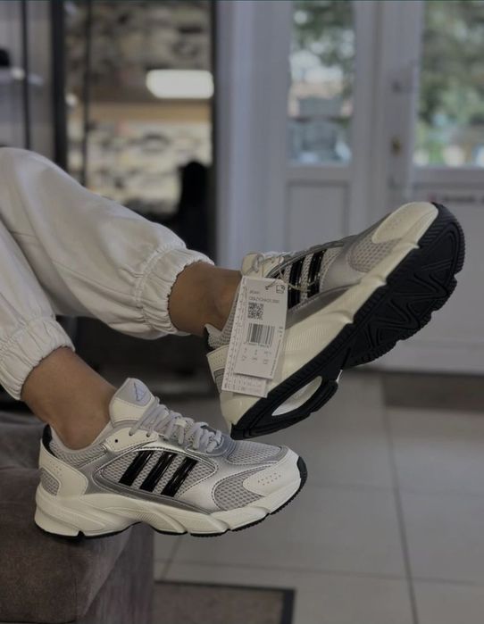 НОВІ кроссовки Adidas ОРИГІНАЛ