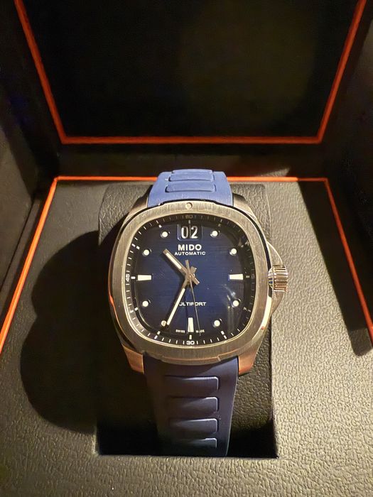 Наручный часы Швейцарской фирмы MIDO