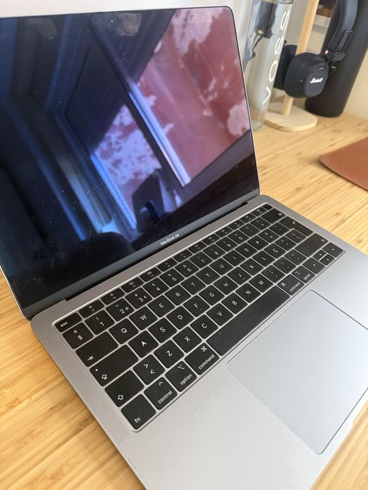 MacBook Air 13,3” (2019).
