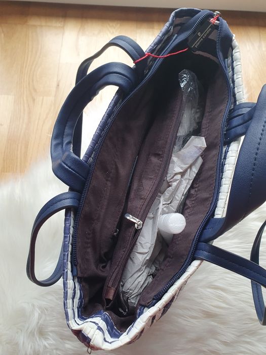 Niebieska torebka Pierre Cardin w stylu marynarskimi