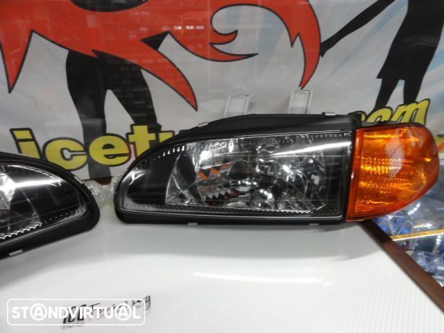 Farois frontais com luz branca 5000k Honda civic 92-95 EG8, EG9, EH8, EH9 JDM Fundo + piscas frontais Honda civic 92-95 4 portas EG8, EG9 fundo