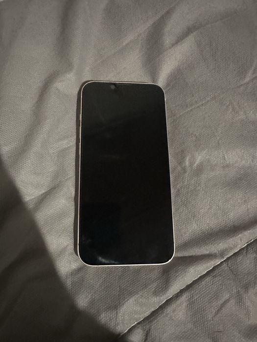Продам iphone 13 mini 128Gb білий
